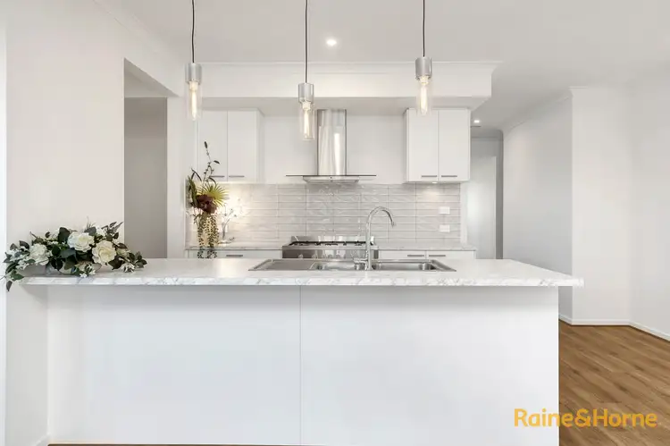 Fourth view of Homely house listing, 8 Canungra Way, Doreen VIC 3754