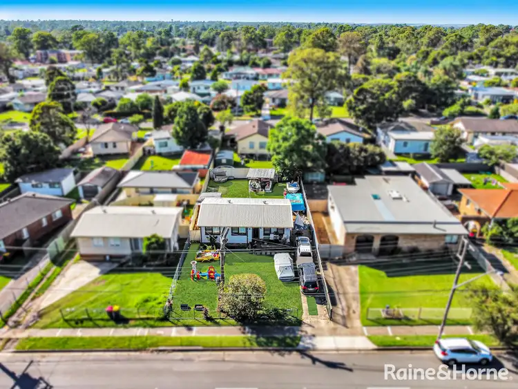 21 Forrester Road, Lethbridge Park NSW 2770