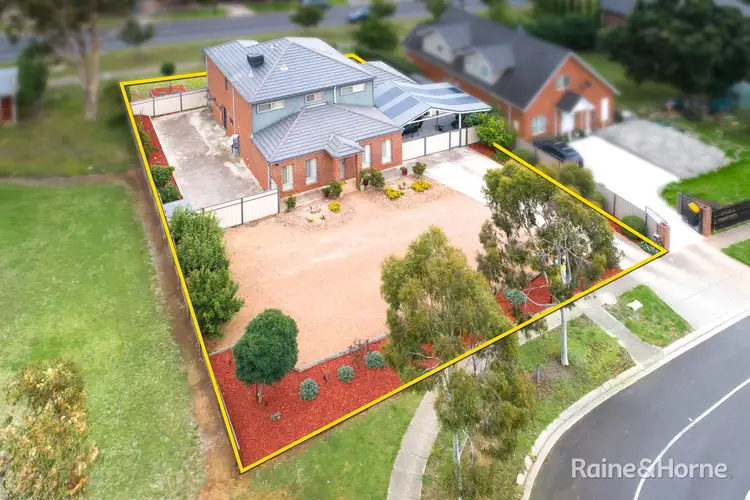 43 The Avenue, Sunbury VIC 3429