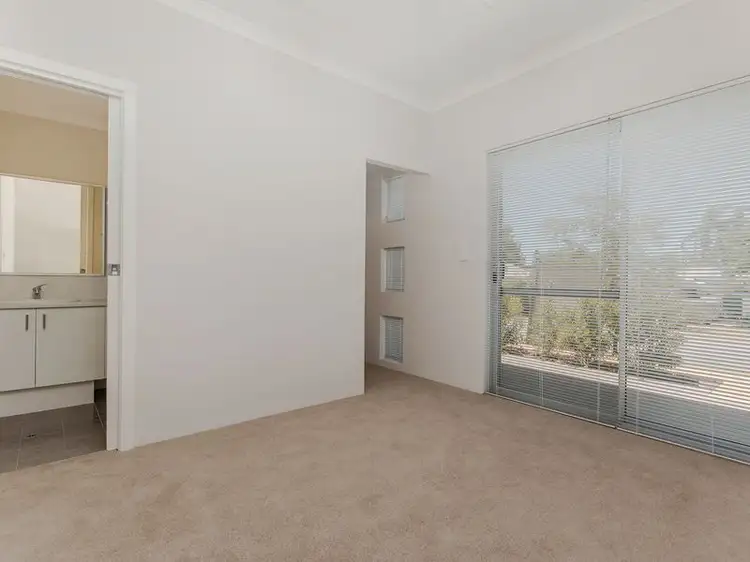 Sixth view of Homely unit listing, 1/9 Lanyon Street, Mandurah WA 6210