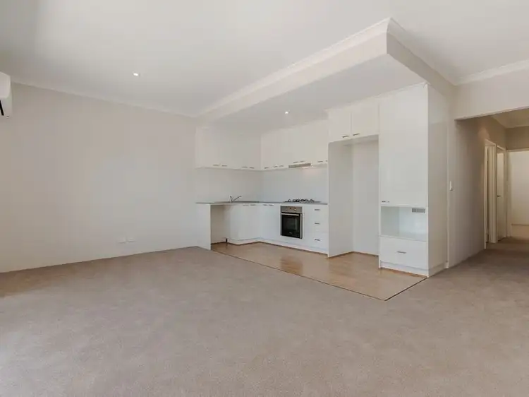Seventh view of Homely unit listing, 1/9 Lanyon Street, Mandurah WA 6210