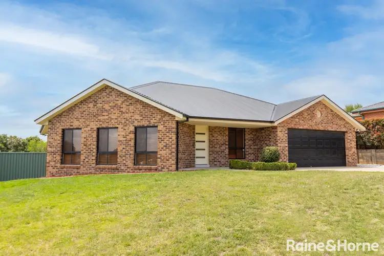 16 Sapphire Crescent, Kelso NSW 2795