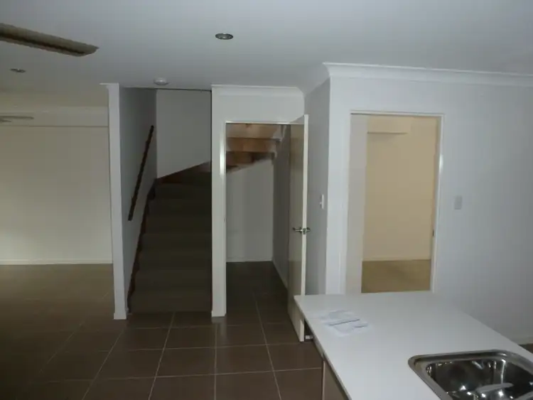 Sixth view of Homely townhouse listing, 37/86 Carselgrove Ave, Fitzgibbon QLD 4018
