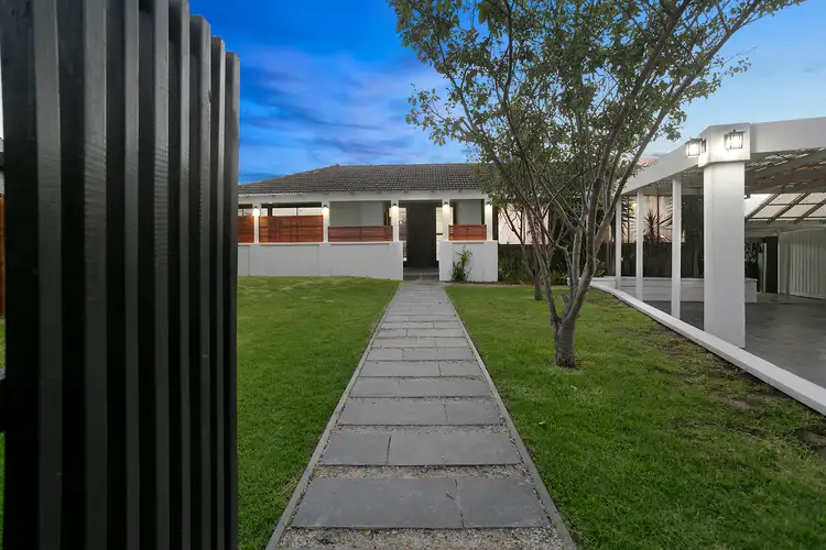 7 Genoa Court, Frankston VIC 3199