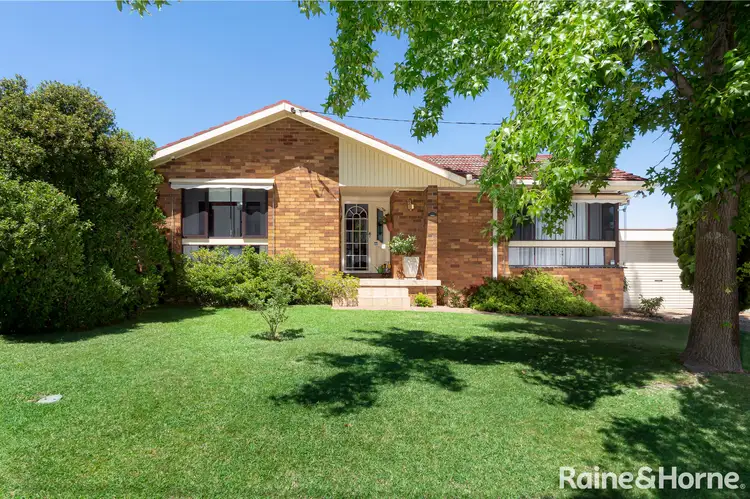 30 Temerloh Avenue, Tolland NSW 2650