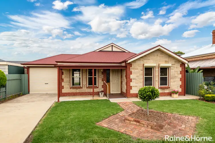11 Hooper Road, Strathalbyn SA 5255