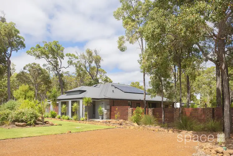 1 Honeytree Grove, Cowaramup WA 6284