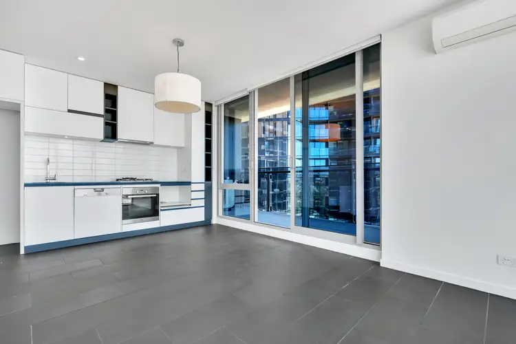 1605N/229 Toorak Road, South Yarra VIC 3141