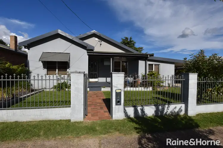 18 Thomas Street, Orange NSW 2800
