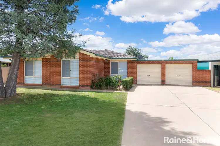 19 Yentoo Drive, Glenfield Park NSW 2650