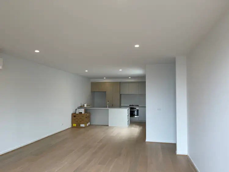 Sixth view of Homely townhouse listing, 8 oakden crescent, St Albans VIC 3021