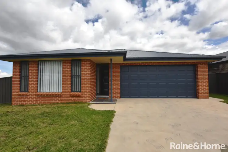 31 William Maker Drive, Orange NSW 2800