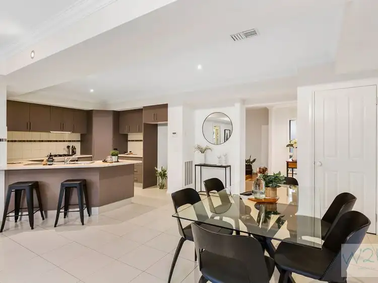 Fifth view of Homely house listing, 39 Vincent Drive, South Morang VIC 3752