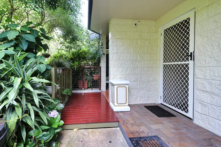 Second view of Homely flat listing, 4/2 Arika Avenue, Ocean Shores NSW 2483