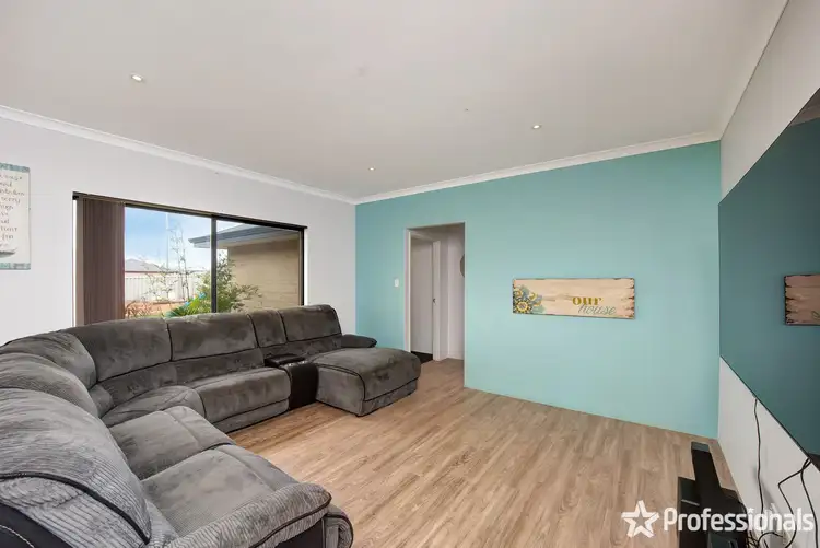 Sixth view of Homely house listing, 27 Strathalbyn Road, Strathalbyn WA 6530
