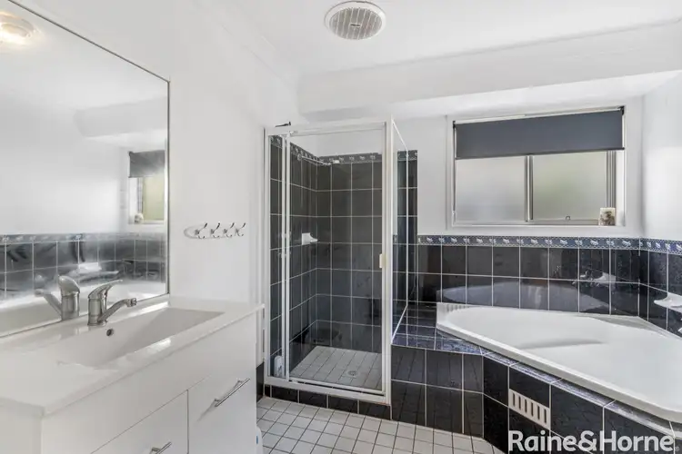 Fourth view of Homely house listing, 4 Crestview Place, Lisarow NSW 2250