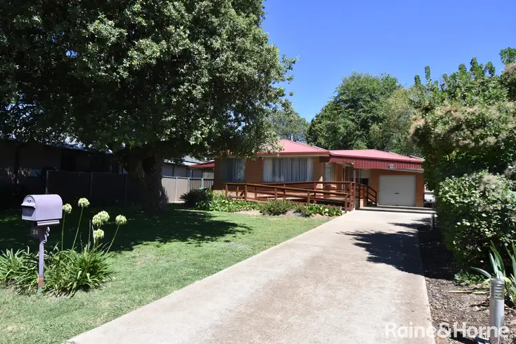 24 Lawson Crescent, Orange NSW 2800