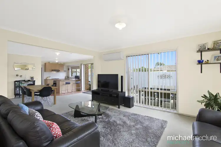Second view of Homely house listing, 8/6-12 Hope Court, Frankston VIC 3199