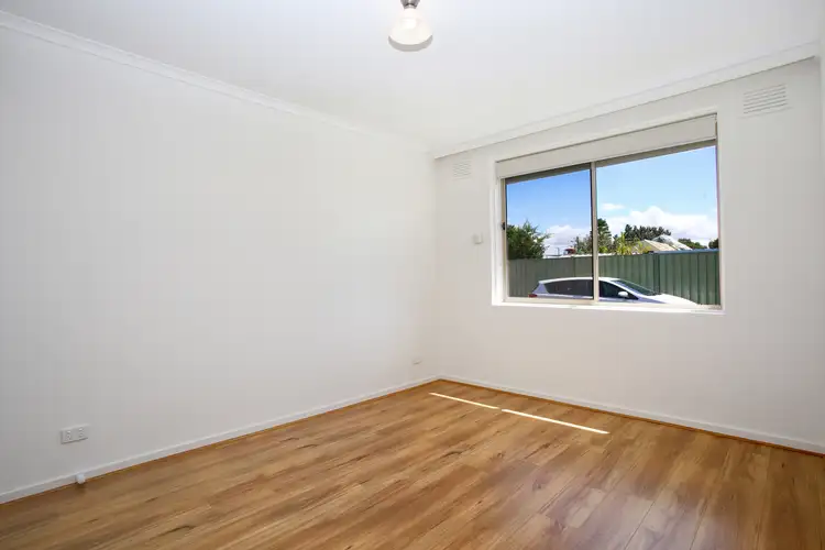 Sixth view of Homely unit listing, 4/64 Snell Grove, Oak Park VIC 3046