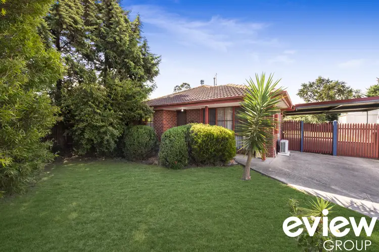 18 Barrington Drive, Pakenham VIC 3810