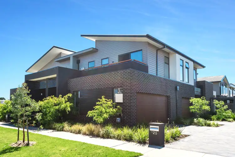 1/25 Abercrombie Avenue, Keysborough VIC 3173