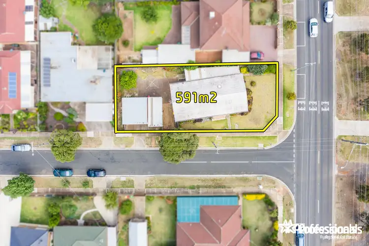49 Henry Street, Melton VIC 3337