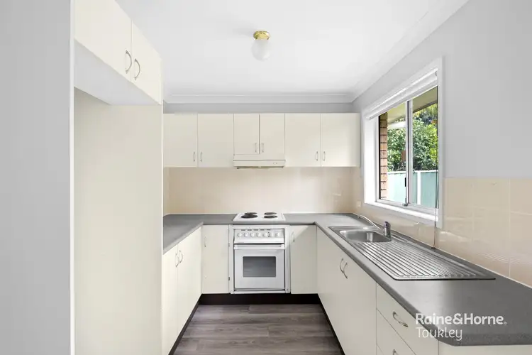 Second view of Homely house listing, 39 Glading Close, Lake Haven NSW 2263