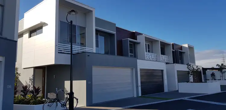 7095 /1 Vue Boulevard