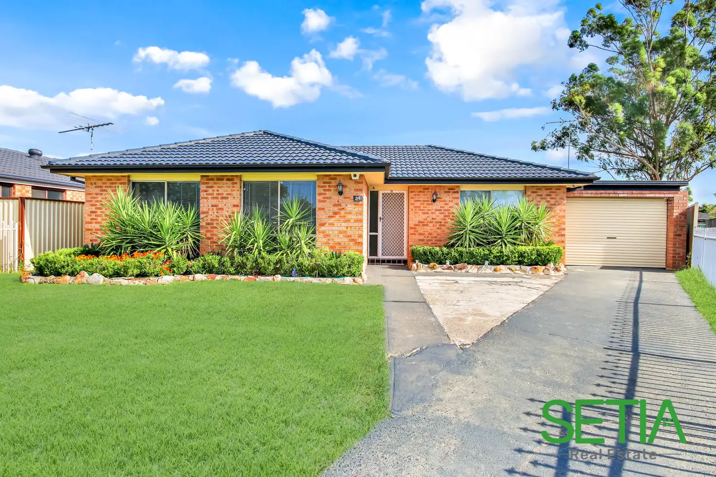 Main view of Homely house listing, 34 Kirsty Crescent, Hassall Grove NSW 2761