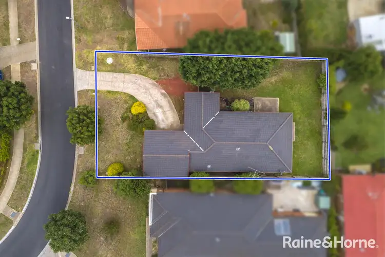 Second view of Homely house listing, 5 Hilltop Way, Gisborne VIC 3437