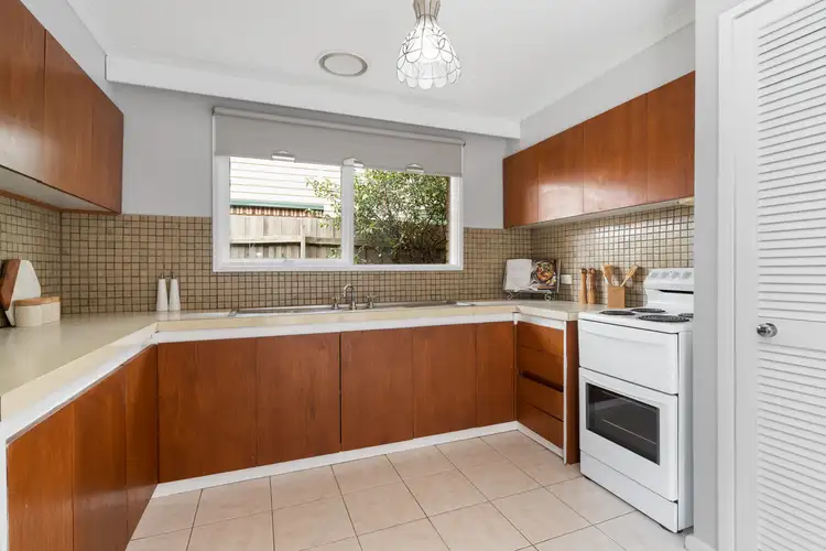Fifth view of Homely house listing, 4 Saxil Court, Seaford VIC 3198