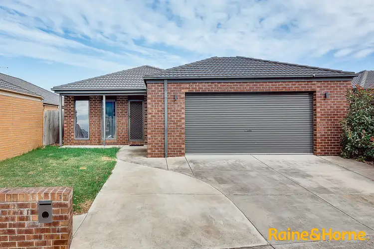 77 Henry Road, Pakenham VIC 3810