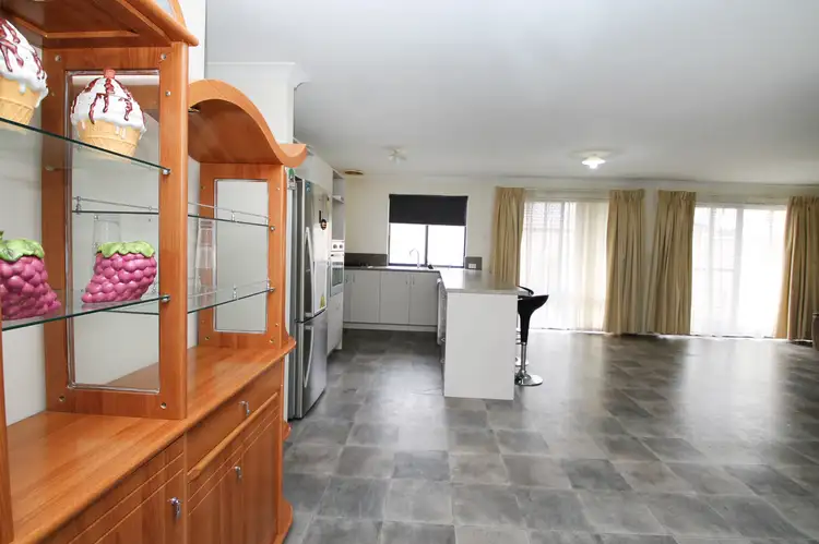 Seventh view of Homely house listing, 4 Balgarup Drive, Gosnells WA 6110