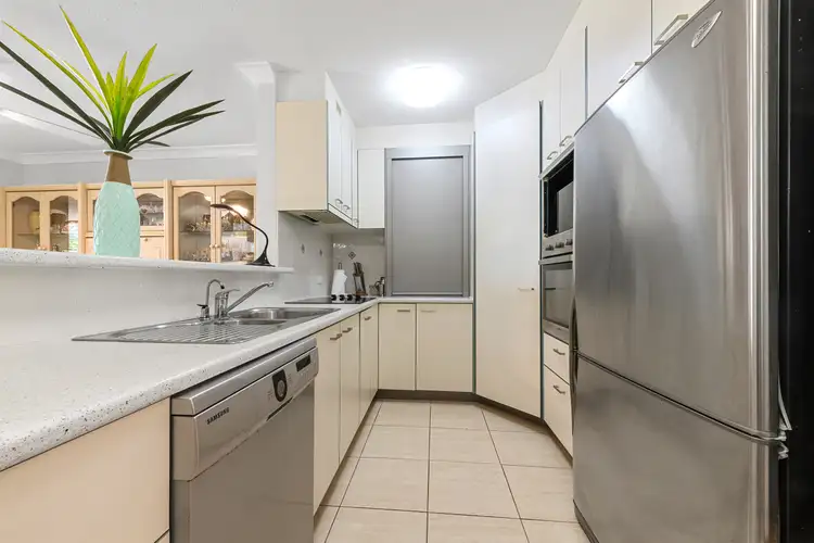 Fourth view of Homely unit listing, 4/32 Victoria Terrace, Kings Beach QLD 4551
