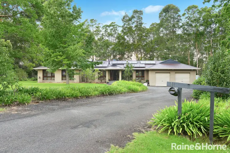 11 Tartarian Crescent, Bomaderry NSW 2541