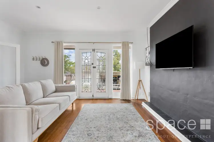 130 Forrest Road, Hamilton Hill WA 6163