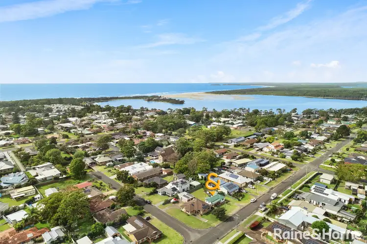 30 Golden Hill Avenue, Shoalhaven Heads NSW 2535