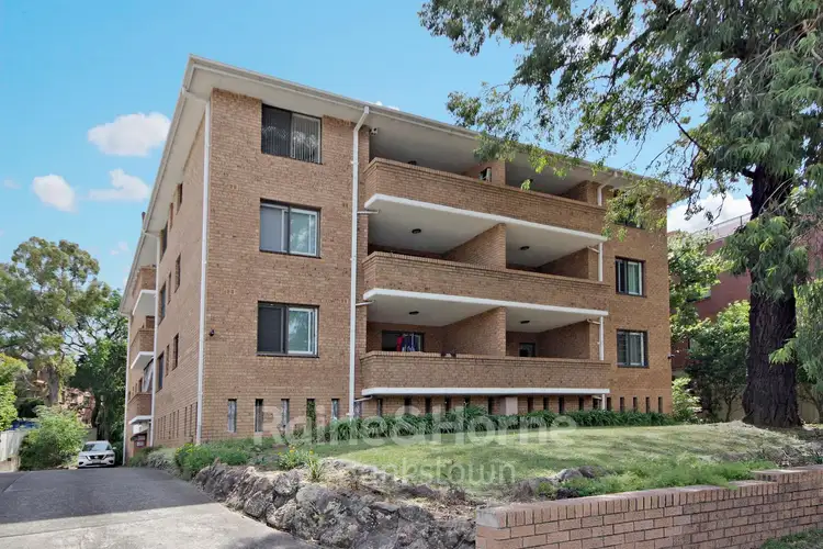 2/128 Chapel Rd, Bankstown NSW 2200