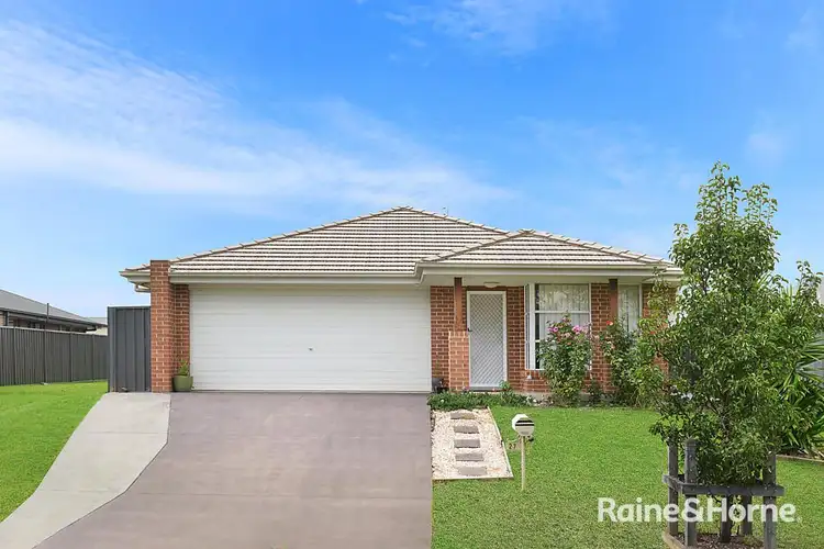 27 Bowerbird Street, South Nowra NSW 2541