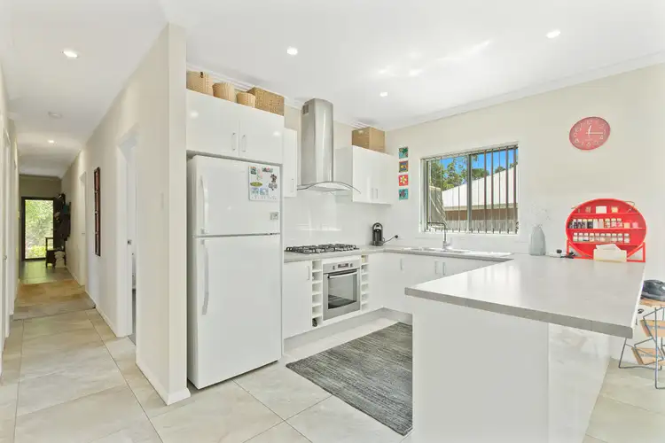 Fifth view of Homely house listing, 4 Bayswood Avenue, Vincentia NSW 2540