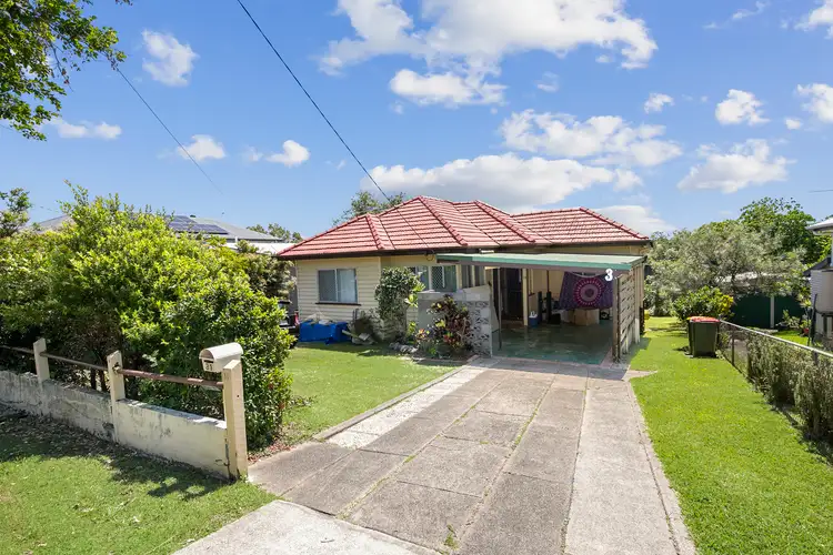 31 Curve Avenue, Wynnum QLD 4178