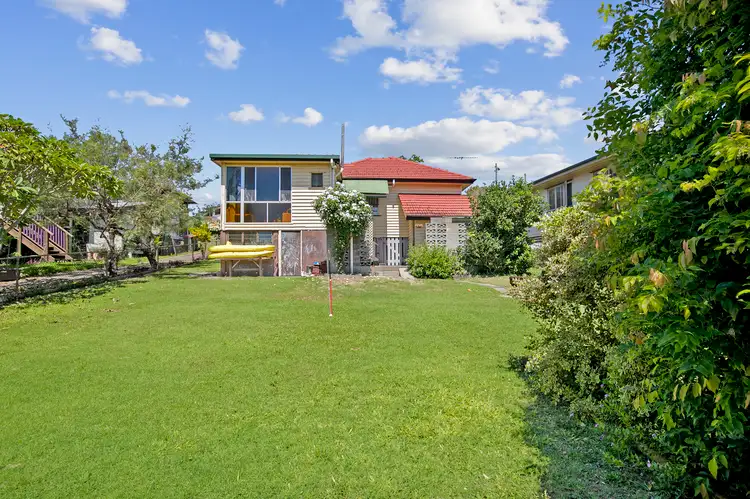Second view of Homely house listing, 31 Curve Avenue, Wynnum QLD 4178