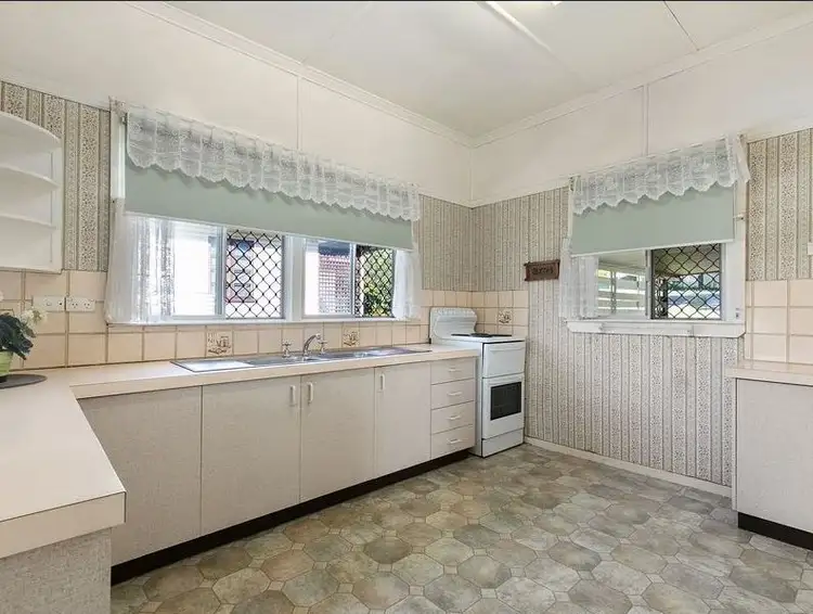 Fourth view of Homely house listing, 31 Curve Avenue, Wynnum QLD 4178