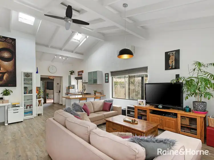 Seventh view of Homely semi-detached listing, 1/98 Janis Street, Halls Head WA 6210