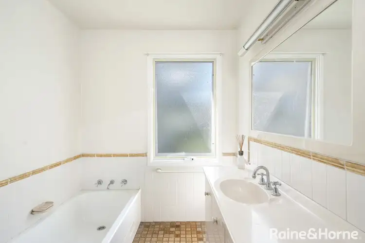 Sixth view of Homely house listing, 5 Elizabeth Street, Burradoo NSW 2576