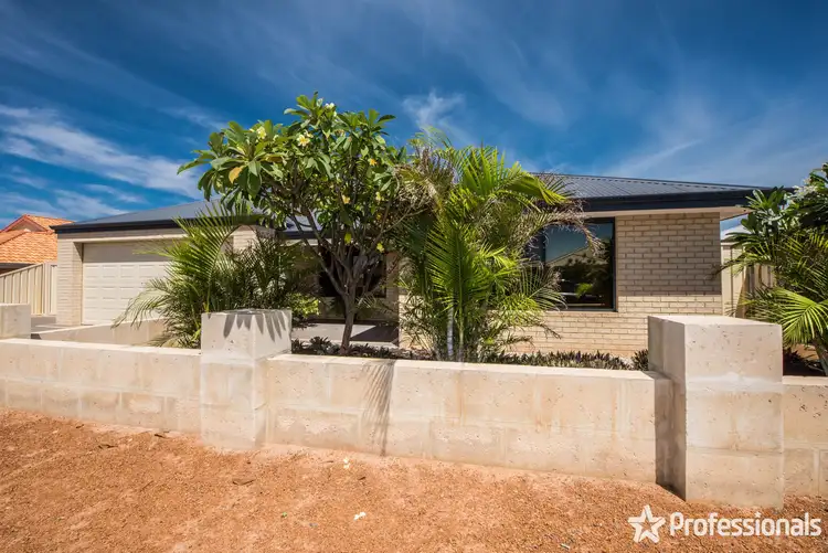 8 Colonen Street, Wandina WA 6530