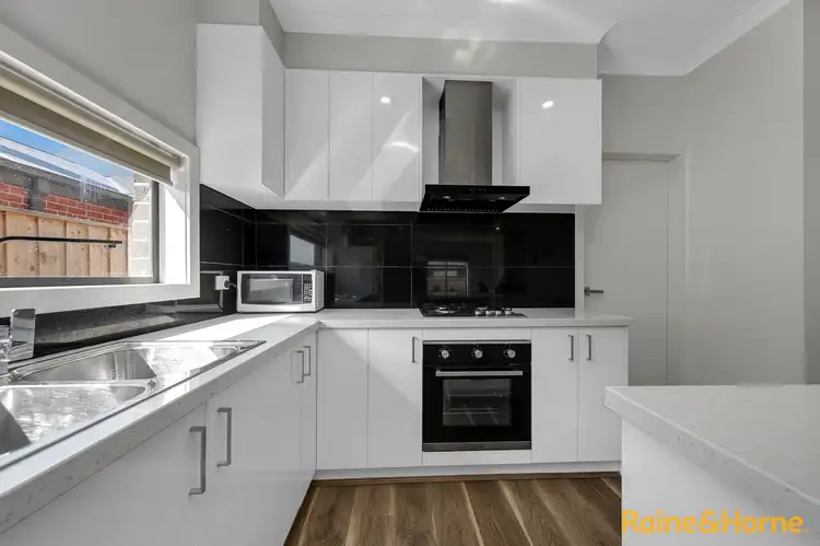 Fourth view of Homely house listing, 110 Stonehill Drive, Maddingley VIC 3340