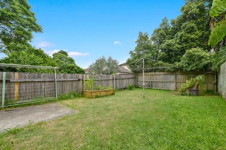 76 Napoleon Street, Mascot NSW 2020