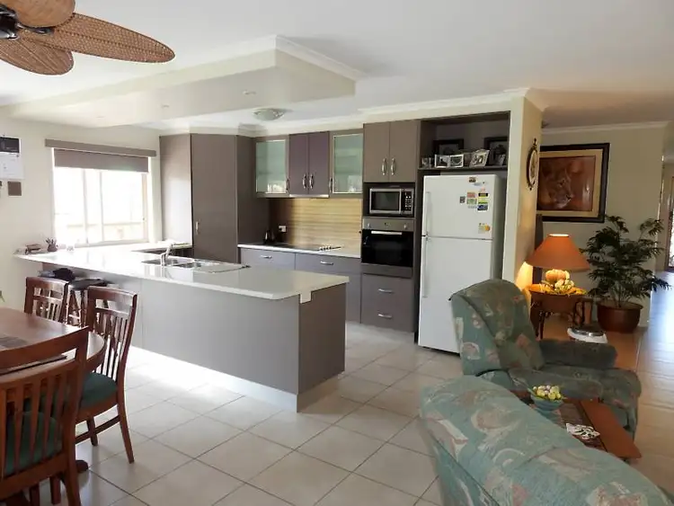 Seventh view of Homely house listing, 2 FRASER COURT, Tinnanbar QLD 4650