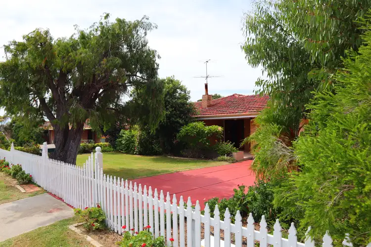 82 Leslie Street, Dudley Park WA 6210
